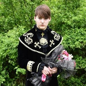 Meet your Posher, Max